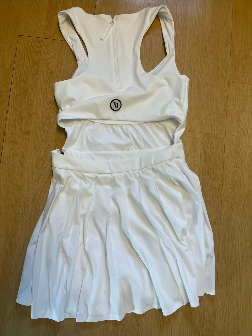 Vuori White Pleated tennis Racerback Dress med new